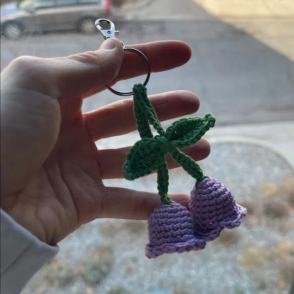 Handcrafted Crochet Lily of the Valley Bag Charm with Flower Accessory Keychain - Picture 7 of 8